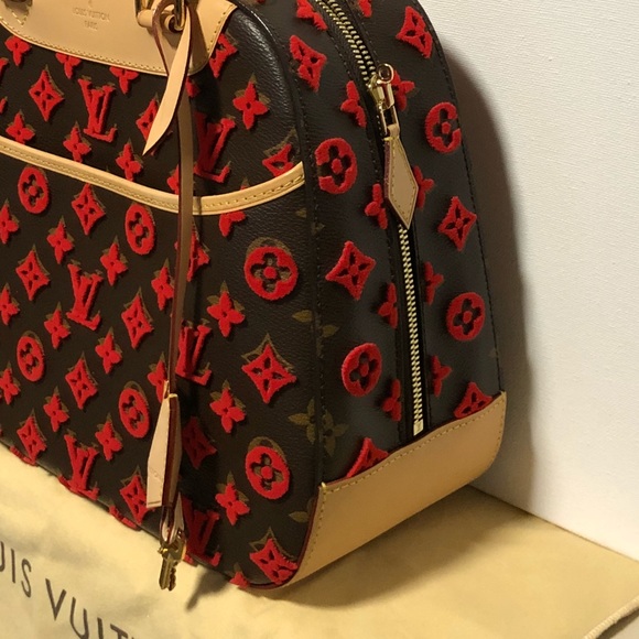 Louise Vuitton Red Monogram Deauville Cube Bag - Picture 4 of 8